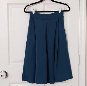 Small Agnes & Dora Pleated Midi Skirt